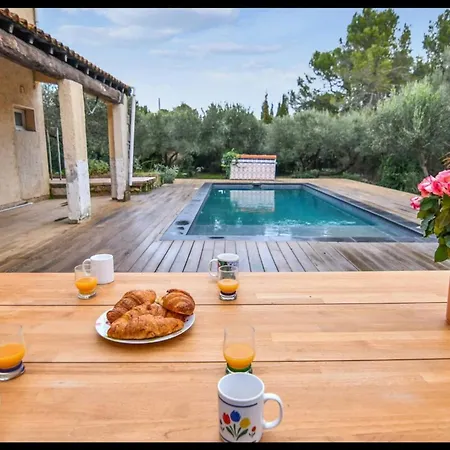 The Montaudoise- Calm And Nature With The Family!